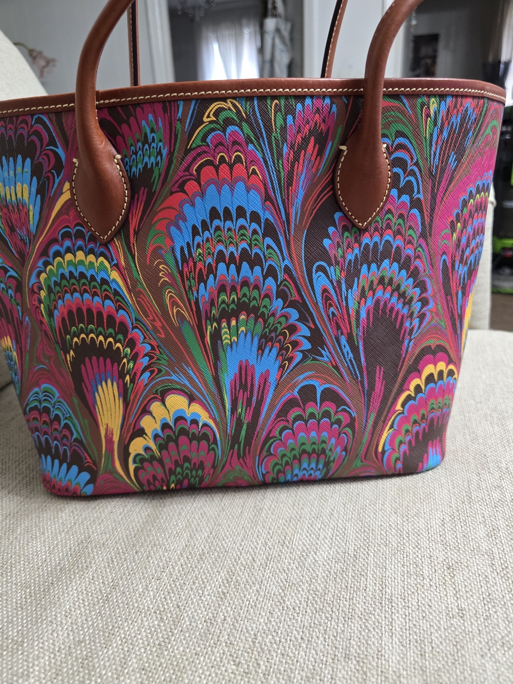 Dooney & Bourke Multicolor Marbled Print Tote and Wristlet with Brown Trim - Picture 4 of 11